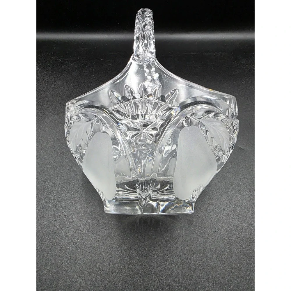 Bohemian Lead Crystal Basket Cut & Frosted‎ Pear Design 8